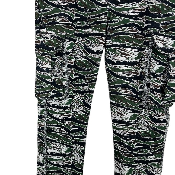 Rebel Vengeance Camouflage Cargo Pants Sz 30 - Picture 5 of 11